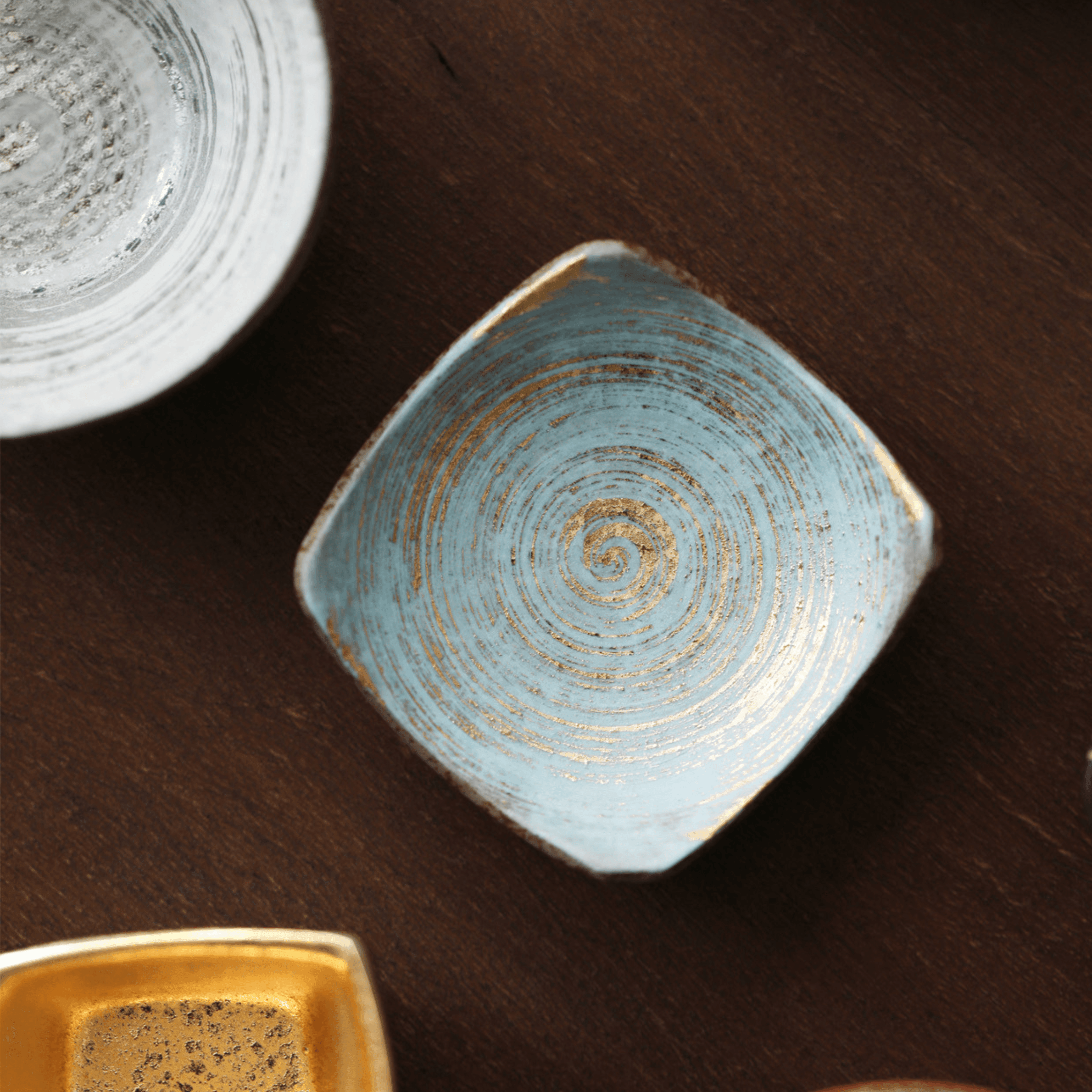 Touetsugama Japanese Golden Glazed Tea Set