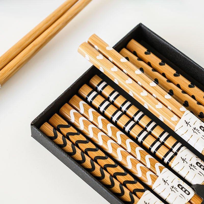 Mutli-Themed Japanese Bamboo Chopsticks Sets