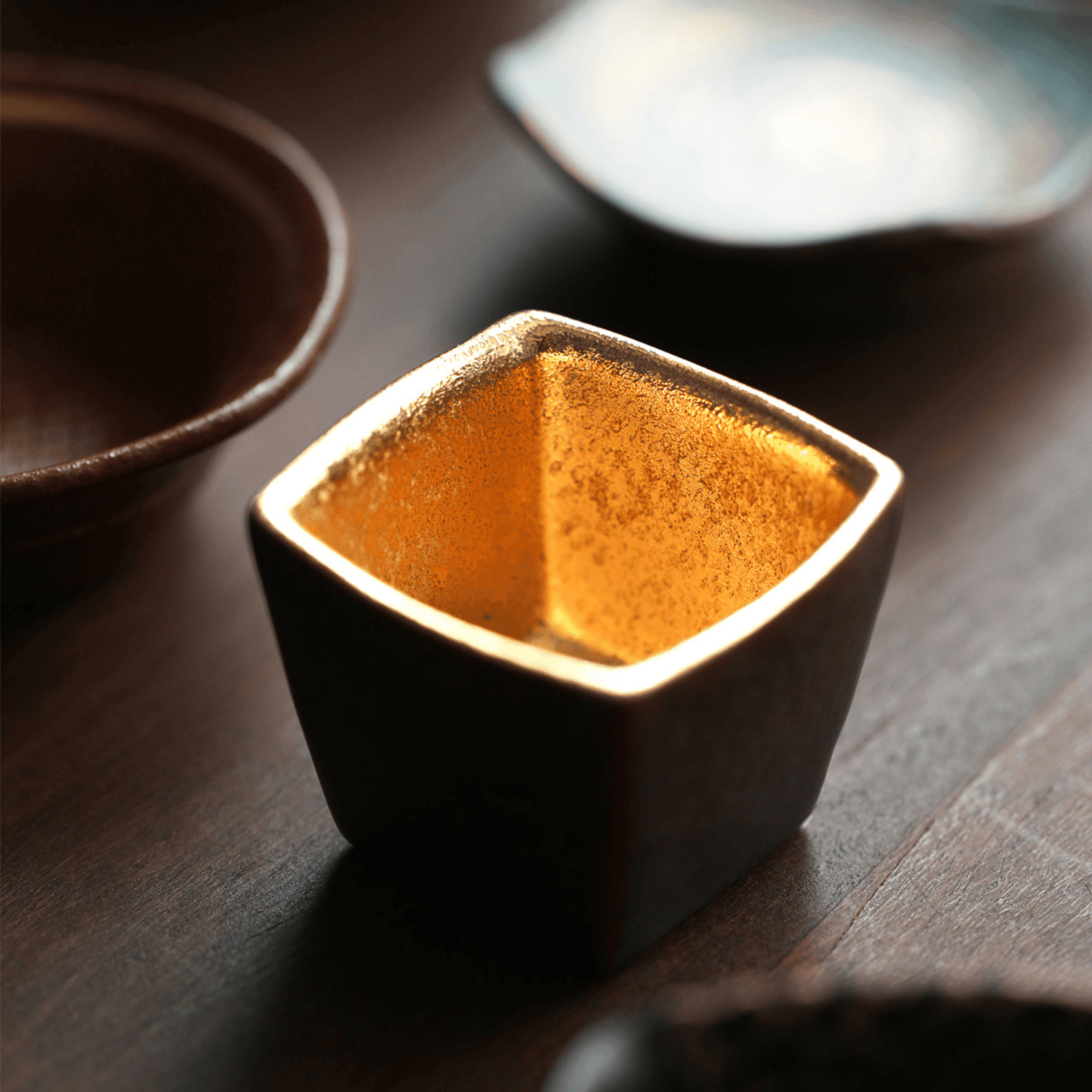 Touetsugama Japanese Golden Glazed Tea Set
