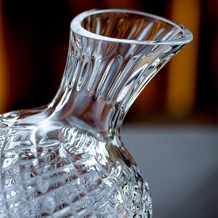 Luxury 360° Rotating Crystal Hand Blown Wine Decanter