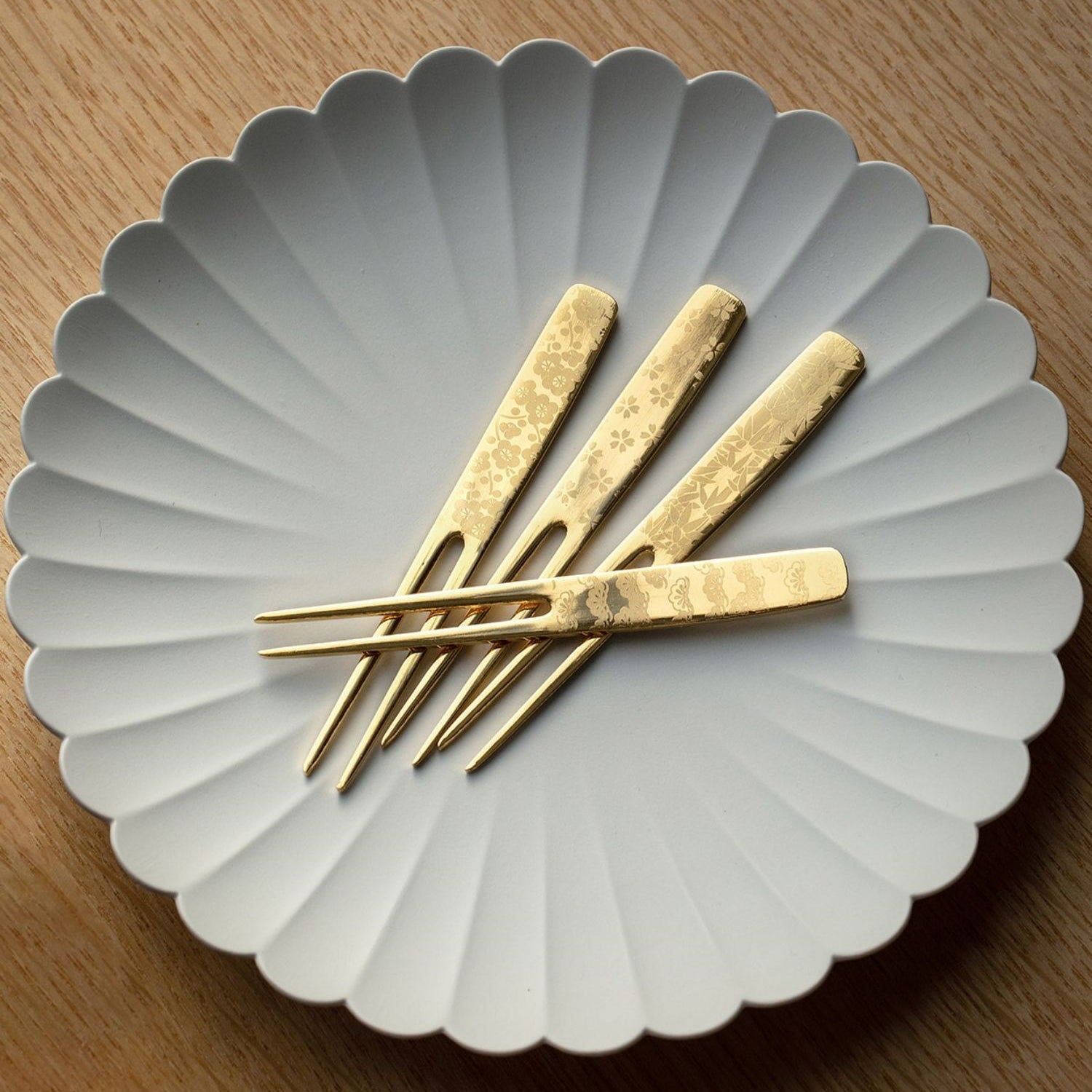 Golden Japanese Dessert Fork Collection
