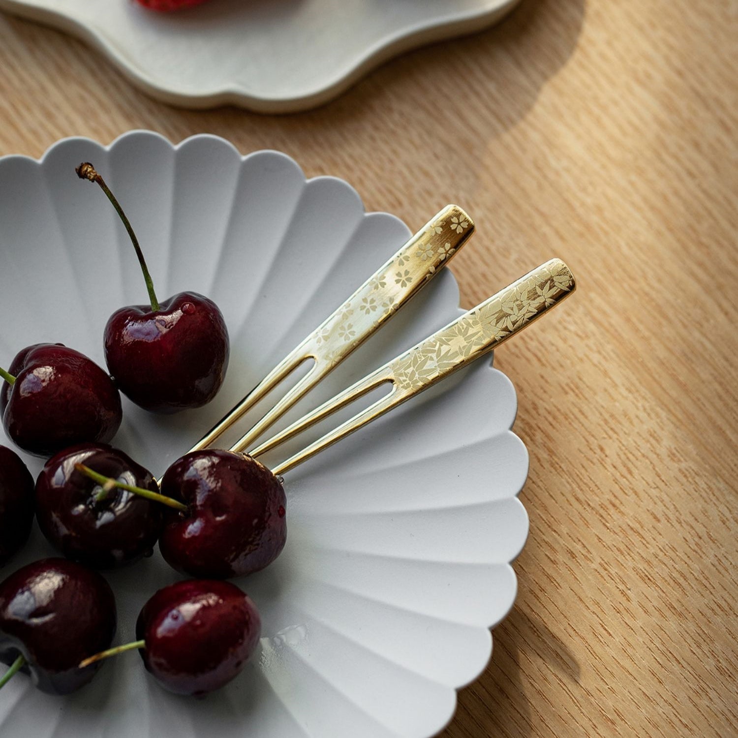 Golden Japanese Dessert Fork Collection