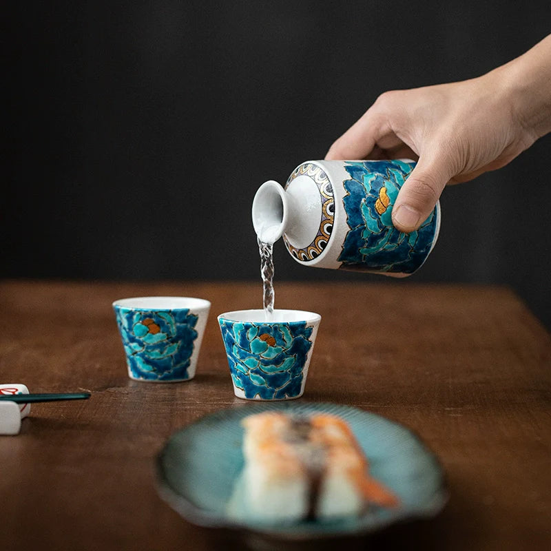 Kutaniyaki Gold Foil Blue Peony Sake Set